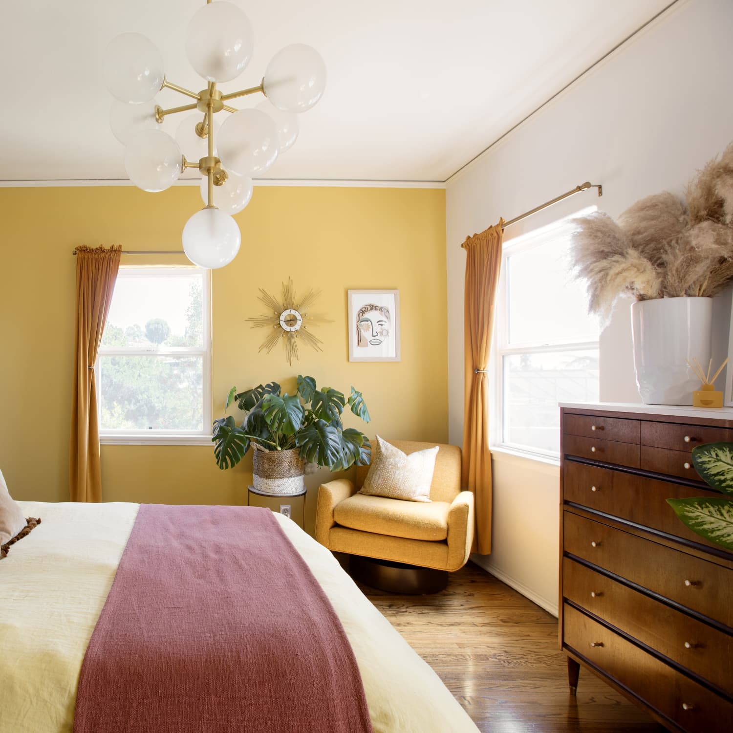 Best accent chairs for store bedroom